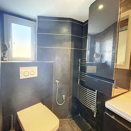 Stylish 1-bedroom With Sea View On La Croisette Apartamento *
