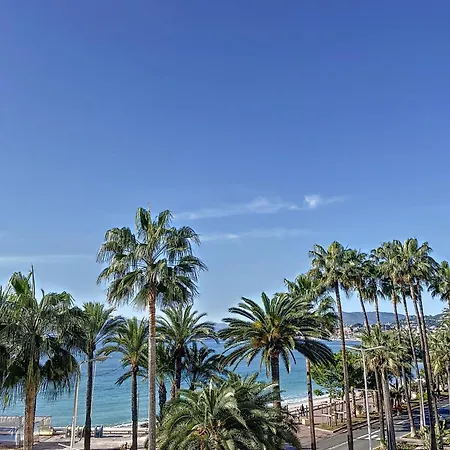 Stylish 1-bedroom With Sea View On La Croisette Apartamento Cannes