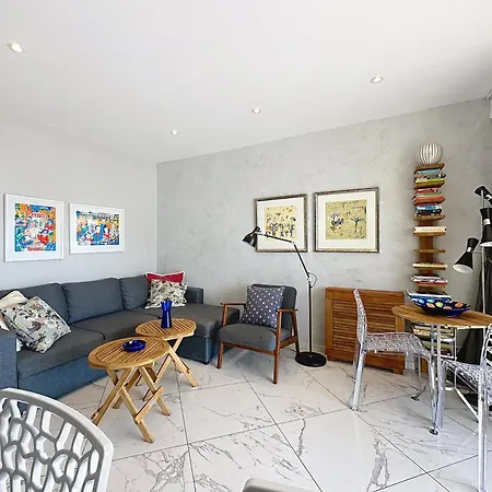 Stylish 1-bedroom With Sea View On La Croisette Cannes