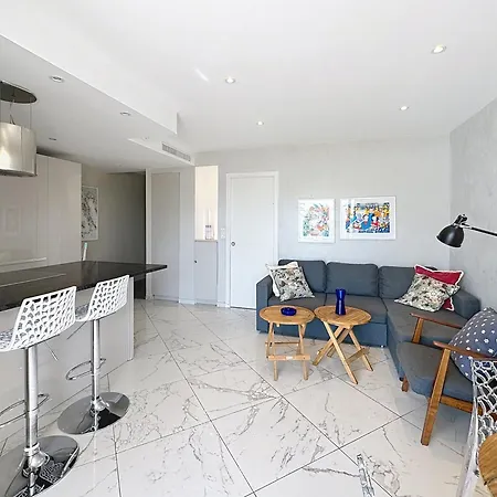 Stylish 1-bedroom With Sea View On La Croisette Lejlighed