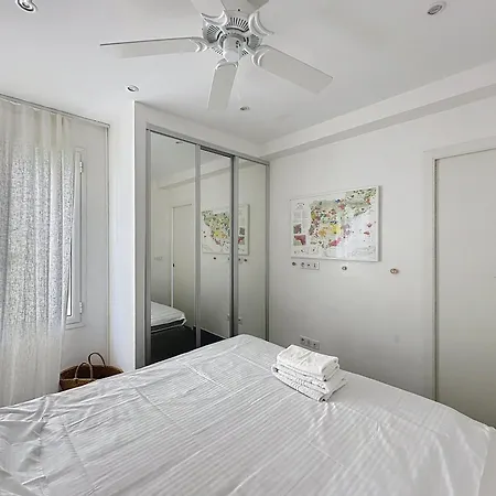 Lejlighed Stylish 1-bedroom With Sea View On La Croisette